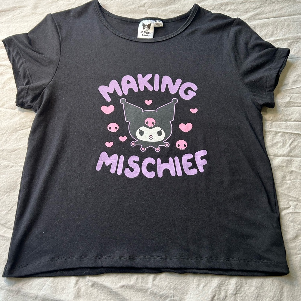 Sanrio Kuromi “Making Mischief Tee/T-Shirt Pink & Black